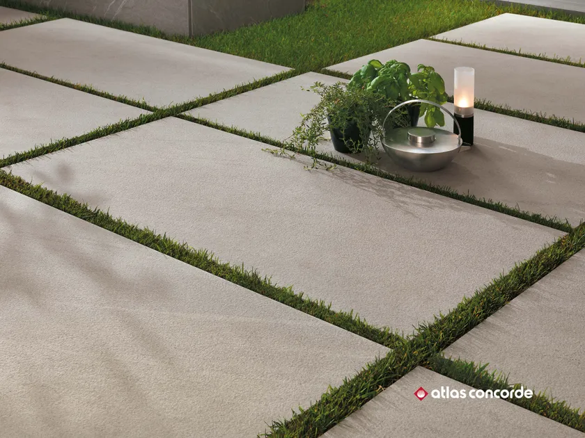 Zunanja keramika za teraso ali balkon.